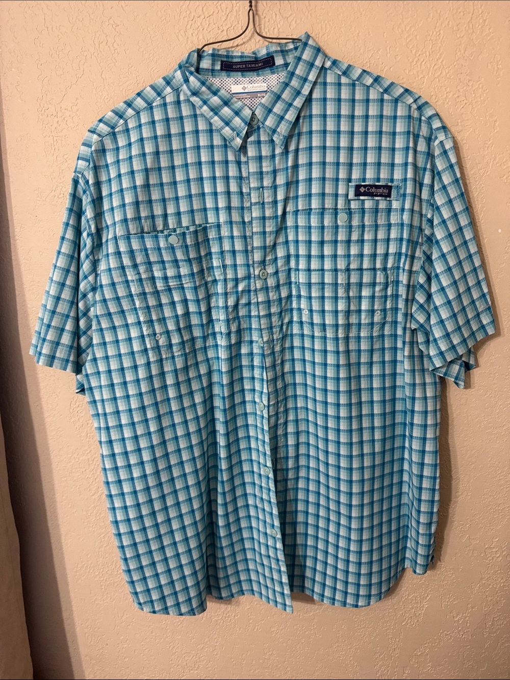 Columbia Light Blue and White Plaid Short Sleeve Button-Down Shirt